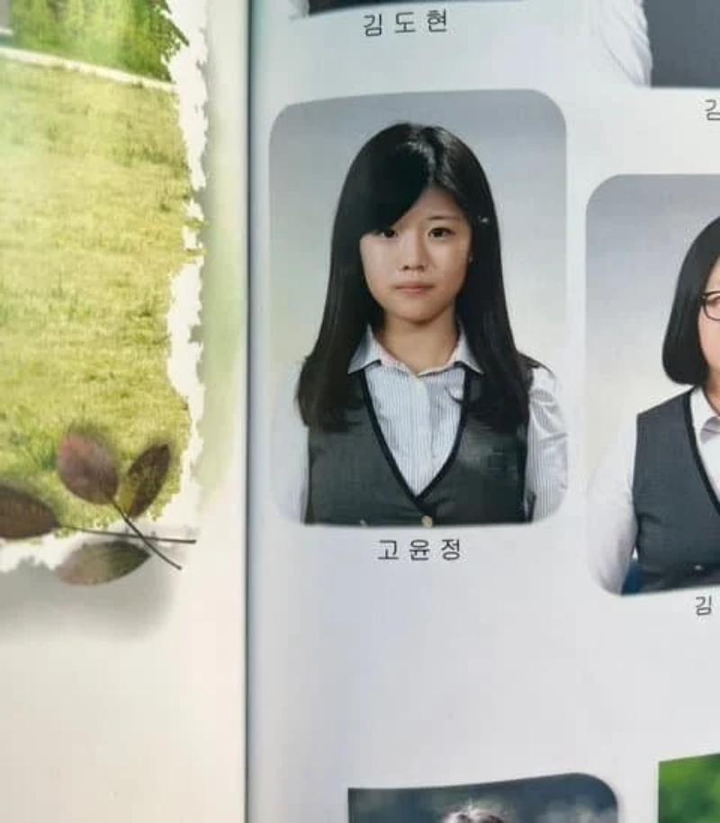 高允貞真正中學畢業照