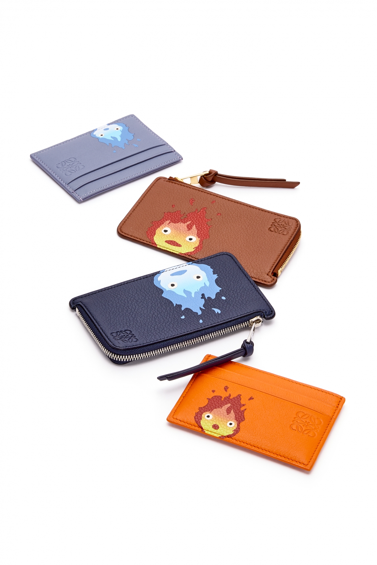 LOEWE x 霍爾的移動城堡系列卡夾小皮件。