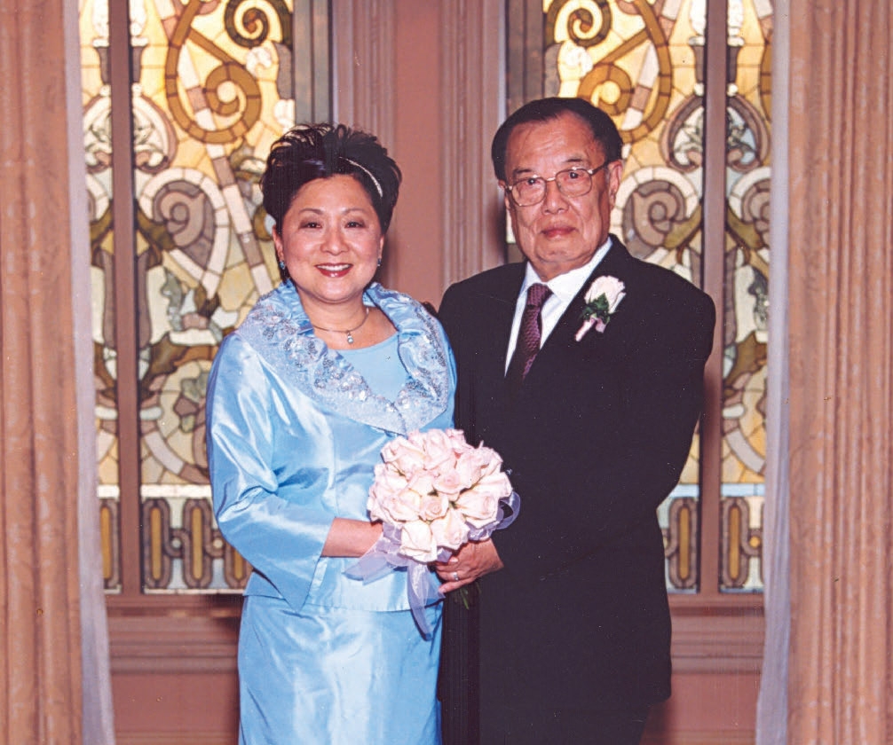 陳之藩與童元方在教堂結婚的經典畫面