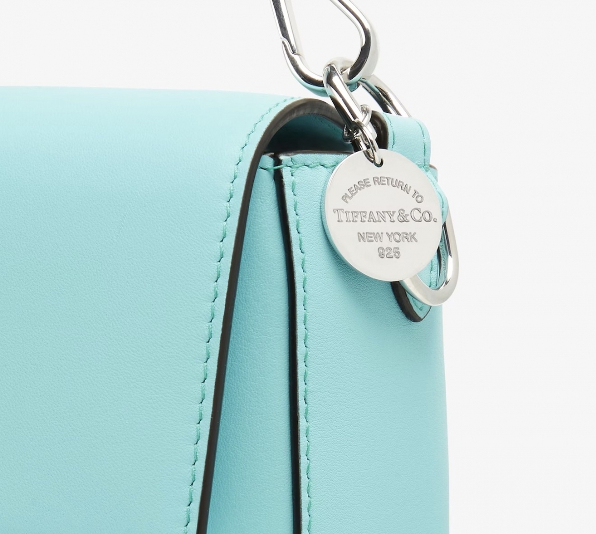 FENDI Baguette 25 years Show_The Tiffany Baguette 5,500$