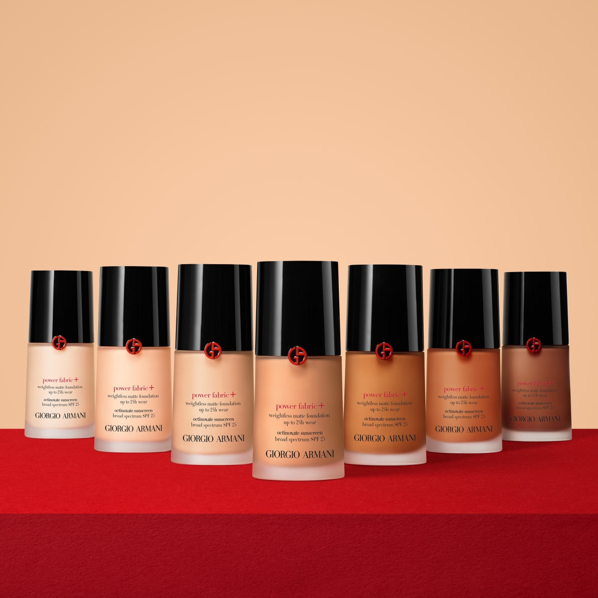 【超持妝絲絨水慕斯粉底】 全12色 30ml / $2,500