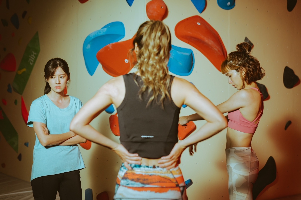 林予晞、温貞菱、瑞瑪席丹三位美女演員詮釋女女三角戀。