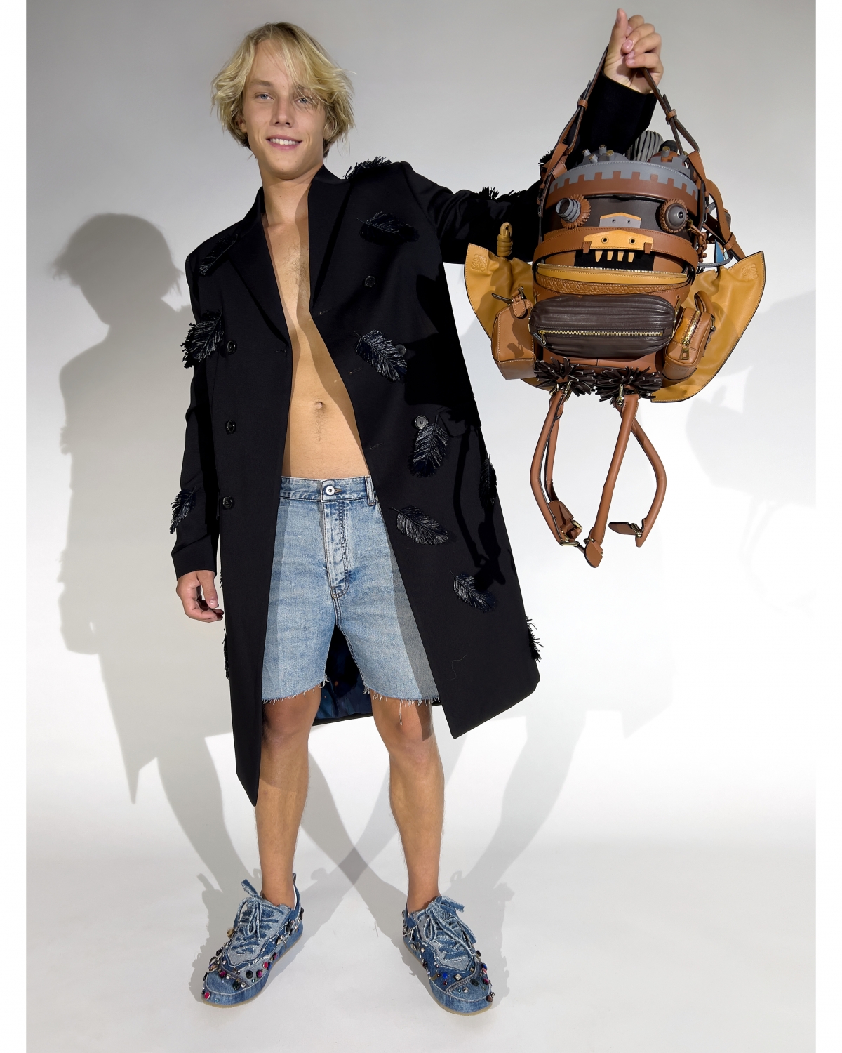 LOEWE x 霍爾的移動城堡系列。