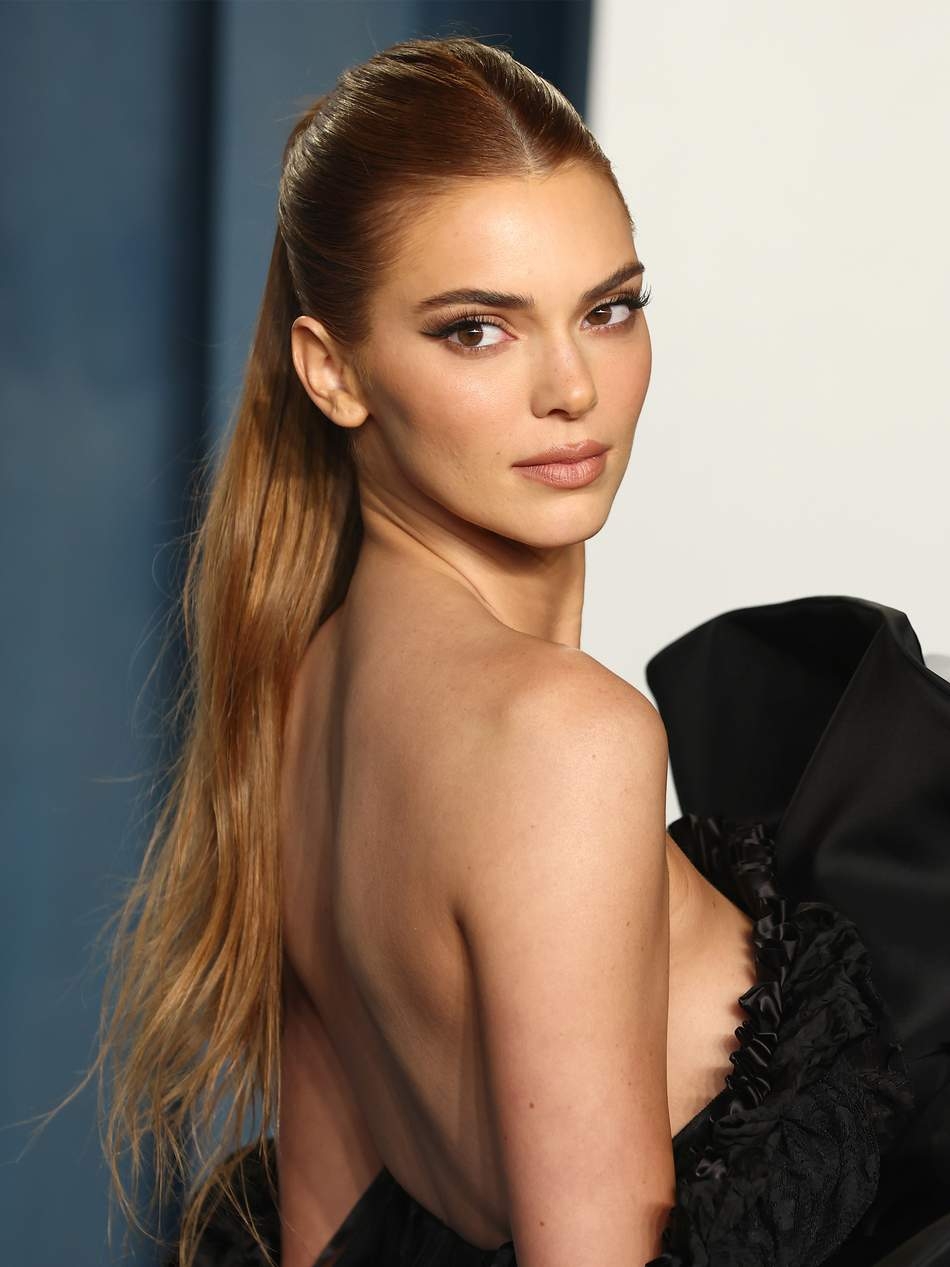 Kendall Jenner 出席2022奧斯卡頒獎典禮。