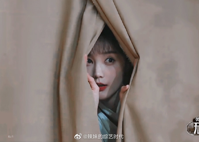 李一桐在《無限超越班》初登場，清澈靈動的眼神就以吸引大批觀眾目光。