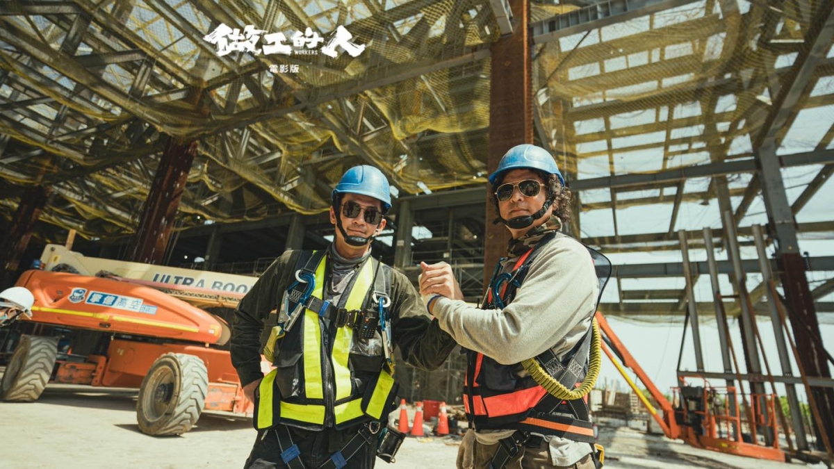 「阿祈」、「阿欽」戴上墨鏡可愛又帥氣。