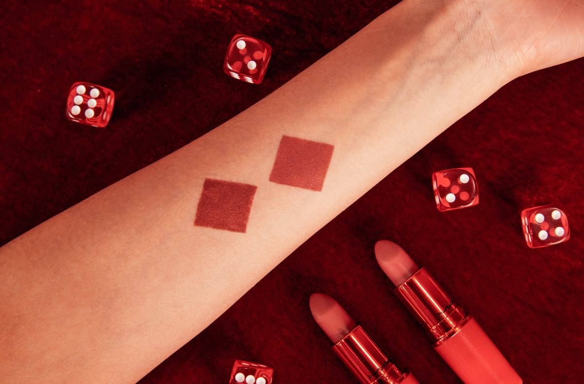 M‧A‧C全新緋紅流金新年限量系列 時尚專業唇膏，NT$850