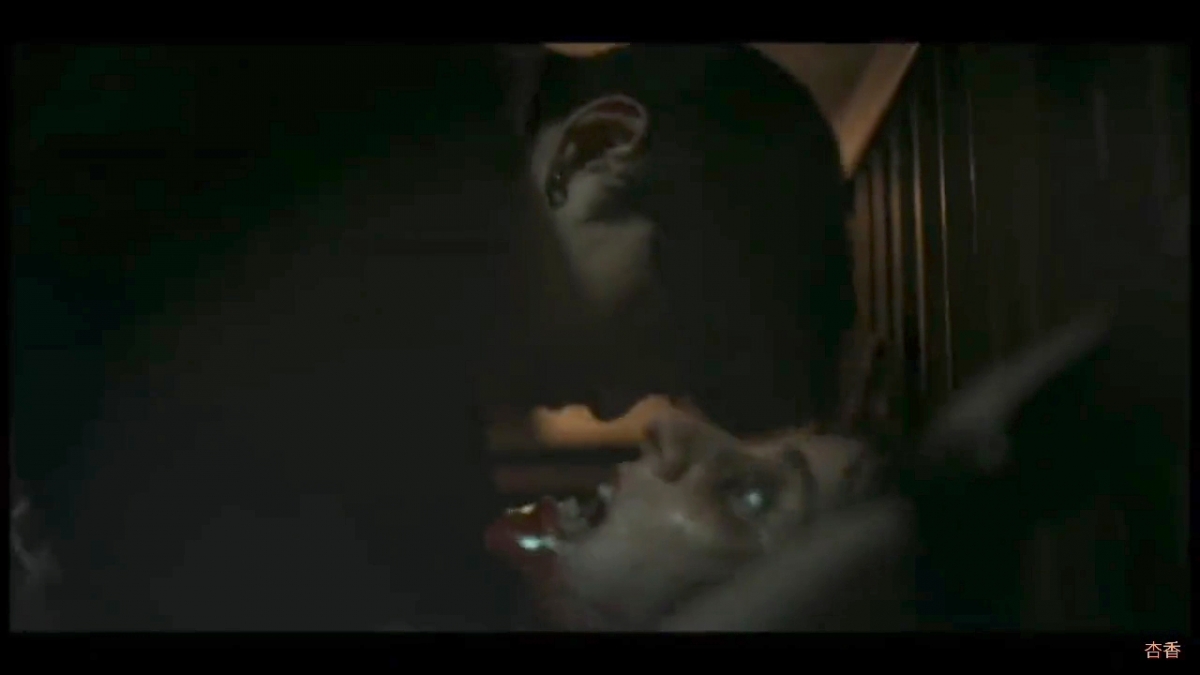 車銀優「床咚驅魔」的場面在網上掀起熱議