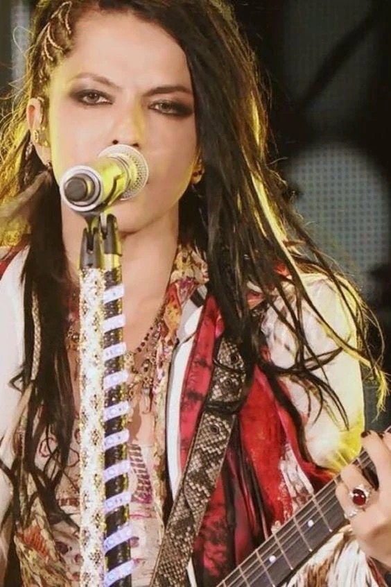 唱歌的hyde