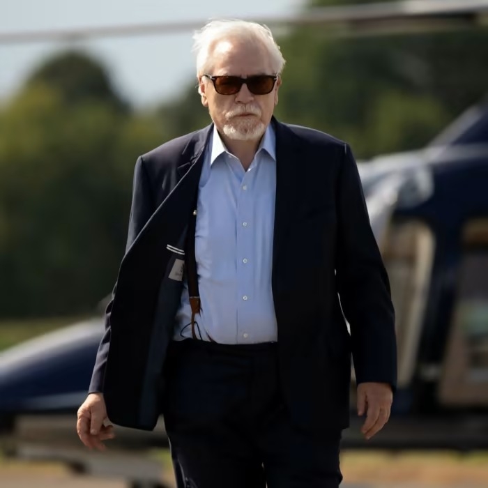 《繼承之戰》老爺羅根手段強硬、老謀深算