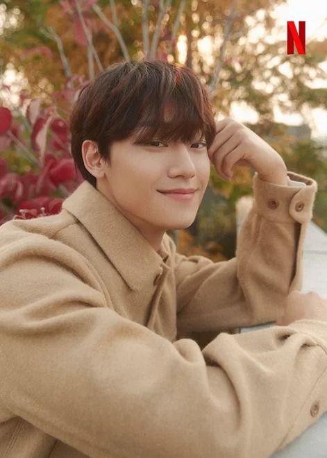 李到晛《黑暗榮耀》成為溫暖小奶狗