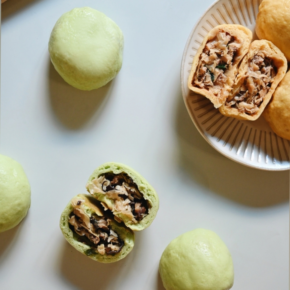 「草包生煎」葷食、素食各有所好。