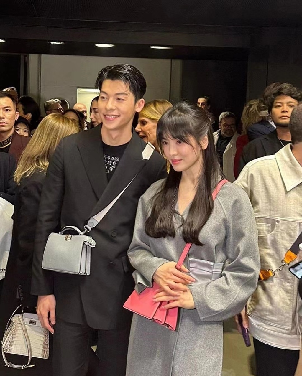 超級美顏組合！宋慧喬、許光漢破次元同框震撼網友