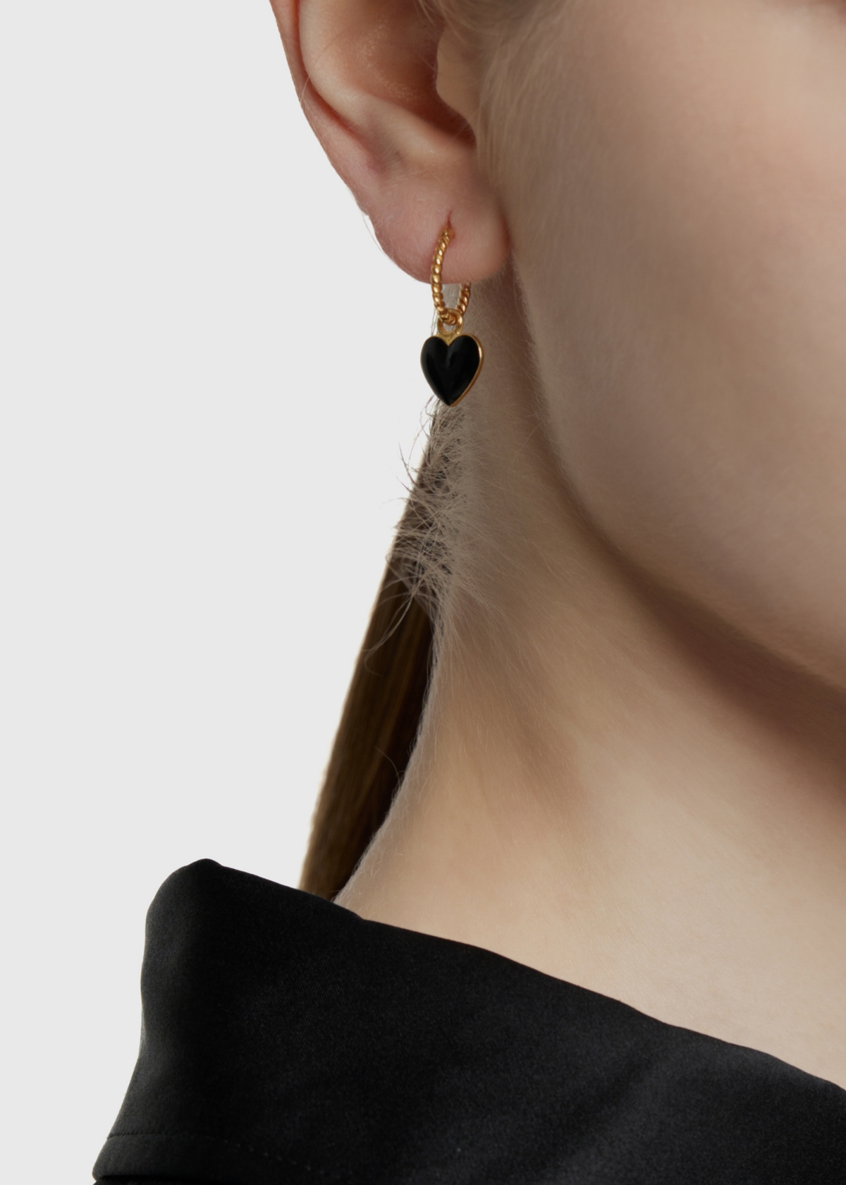 WILHELMINA GARCIA 愛心耳環，NT$3,280