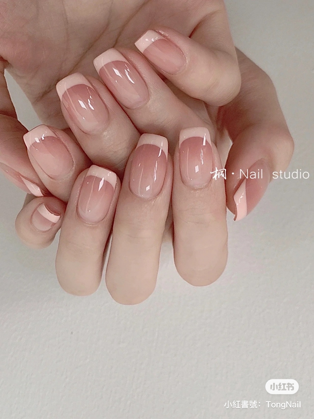 小紅書@桐Nail Studio張小賴的賴