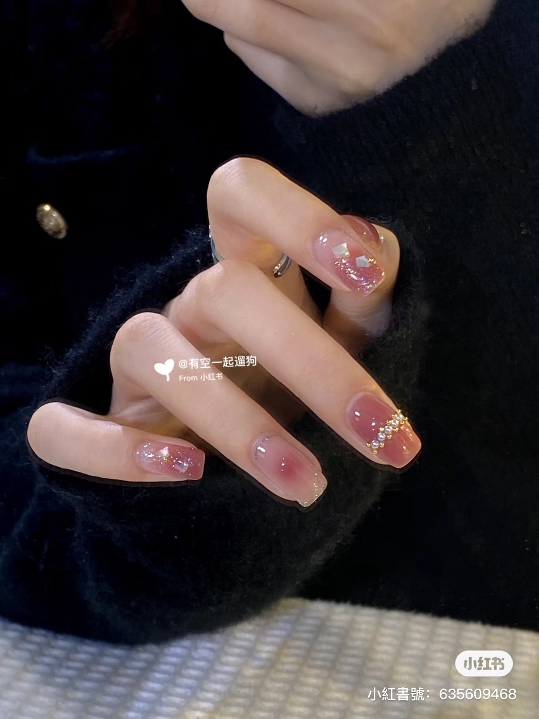 小紅書@有空一起遛狗