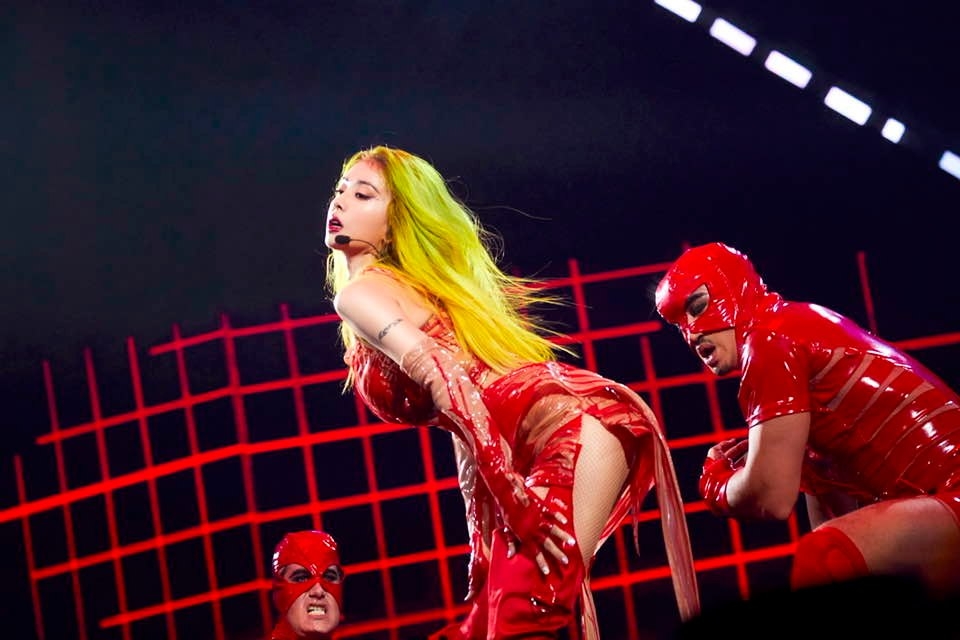 蔡依林在演唱會熱歌勁舞的模樣迷倒眾生，吸金6.8億。