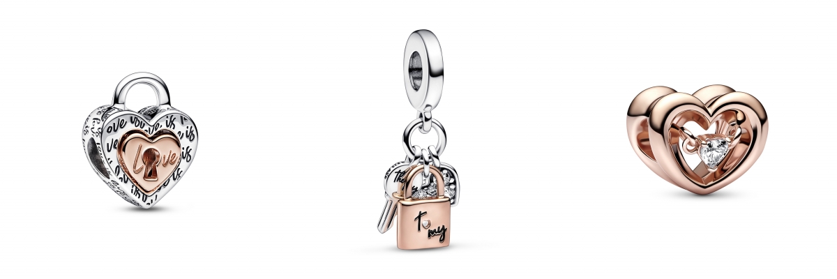 【Pandora Moments】雙色可分拆心形掛鎖串飾_NT$2,480;雙色金屬三重愛意吊飾 NT$2,480;懸浮明亮之心串飾(鍍14k玫瑰金)_NT$2,880。
