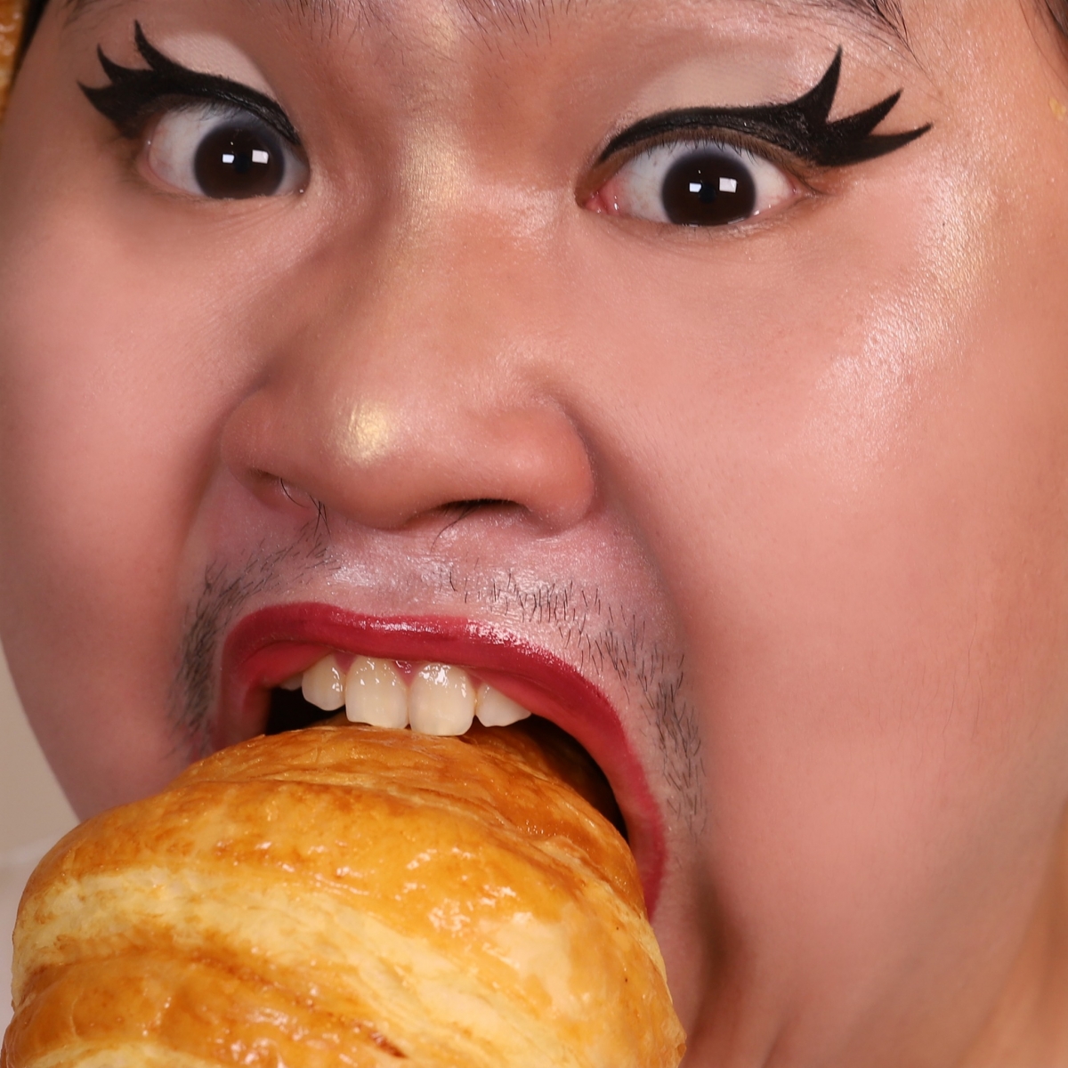 泰國小哥還放送特寫