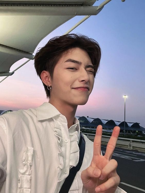 「歪嘴」在面相學中代表心口不一