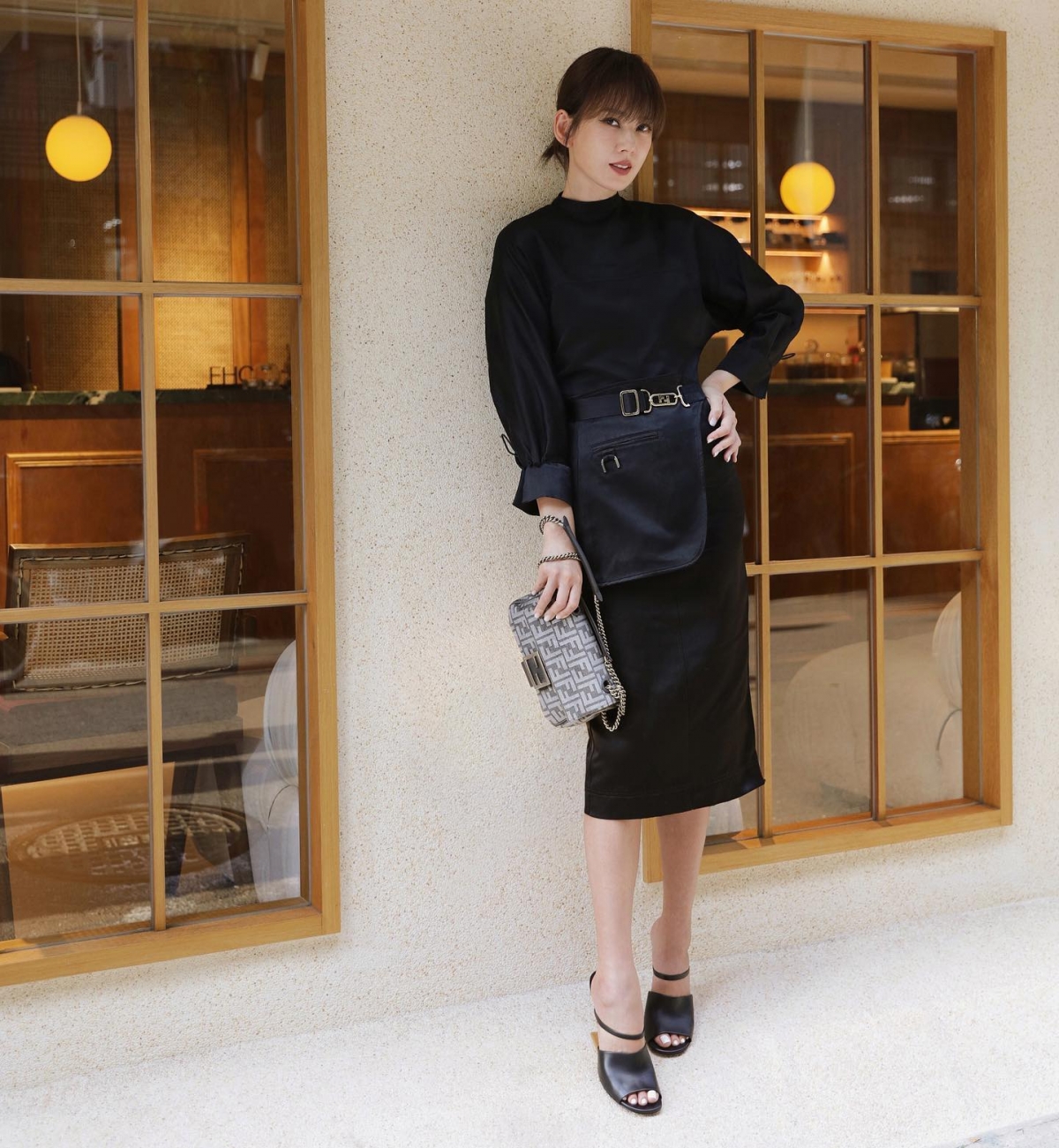 時尚品味超凡的Melody是許多國際精品邀約的人氣寵兒。