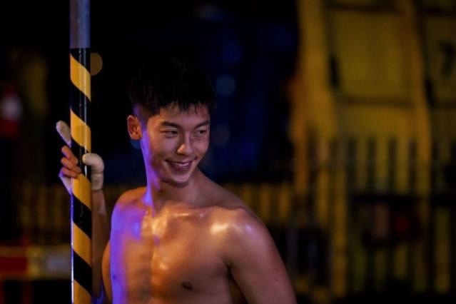 許光漢大尺度演出