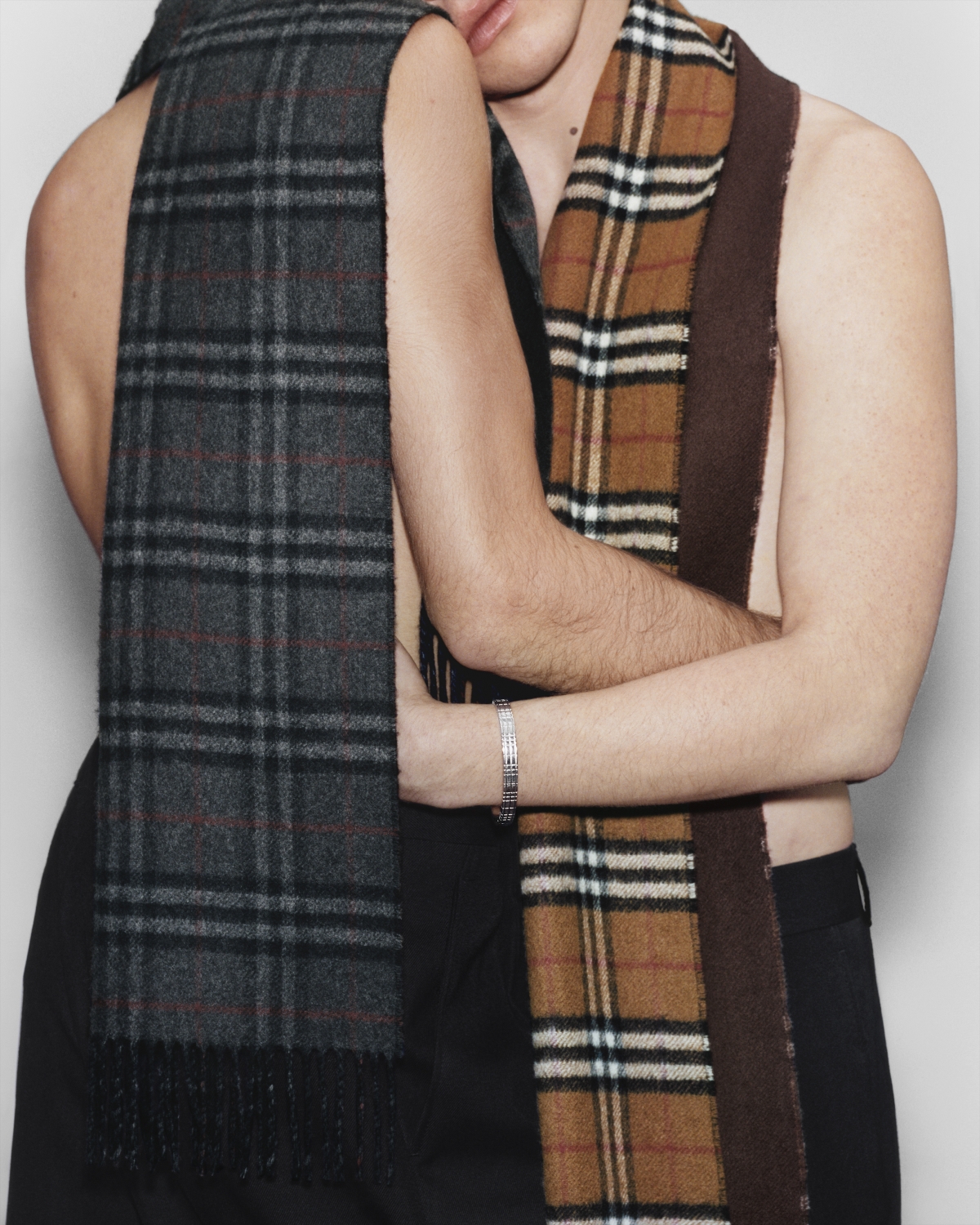 Burberry Valentines Day 2023 Campaign © Courtesy of Burberry 