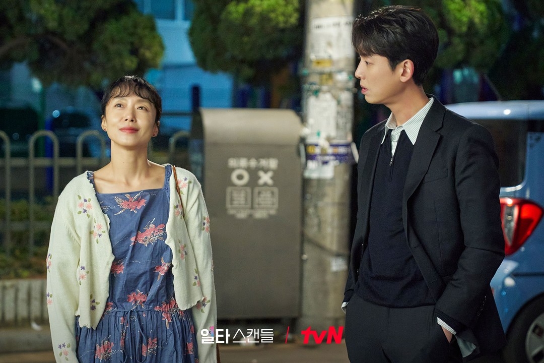 《浪漫速成班/頭等緋聞》於每週六、日的晚間10點在Netflix播出唷~