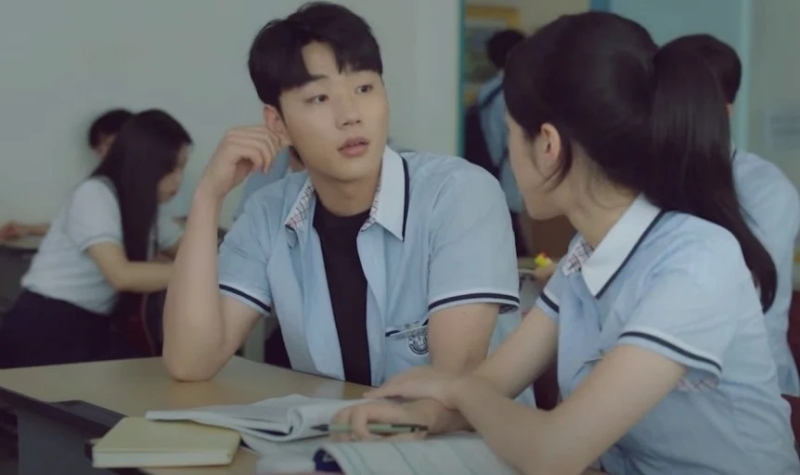 建厚找了海伊幫他補課