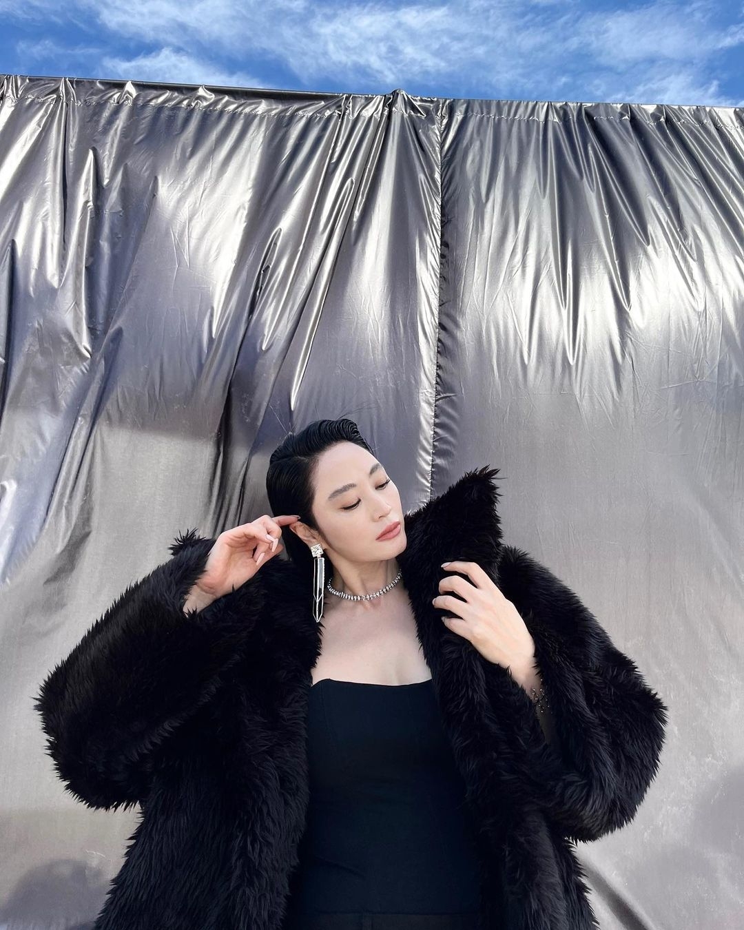 金憓秀替土耳其受難孩童們感到難過。