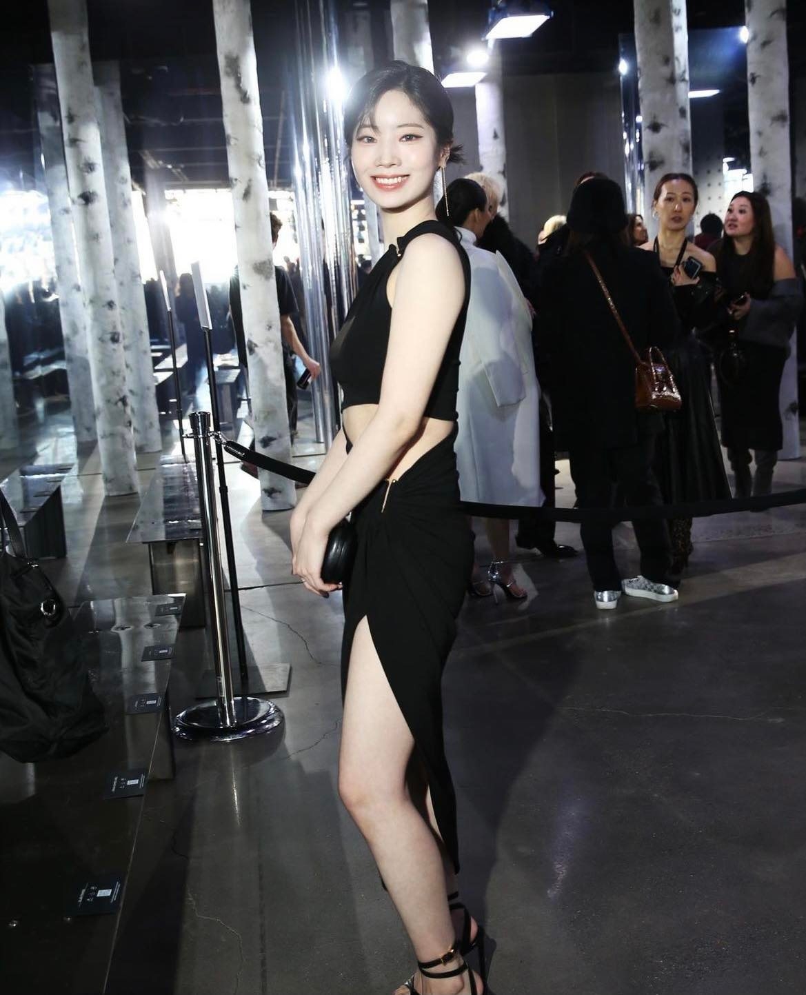 TWICE多賢出席Michael Kors2023秋冬大秀