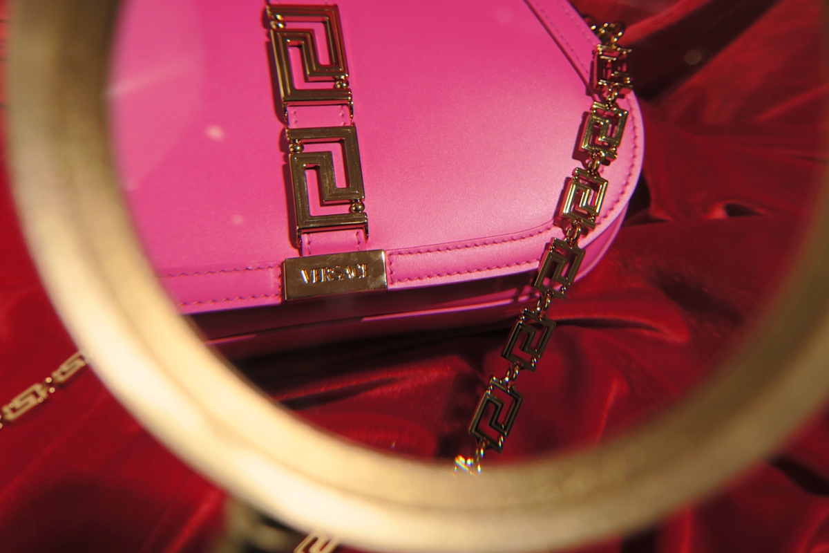 GRECA GODDESS SHOULDER BAG NT$ 94,000