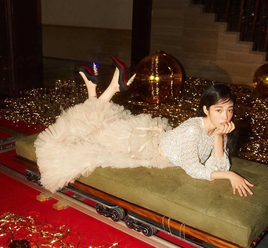 轉型演員後也多次登上《VOGUE》等韓國雜誌畫報