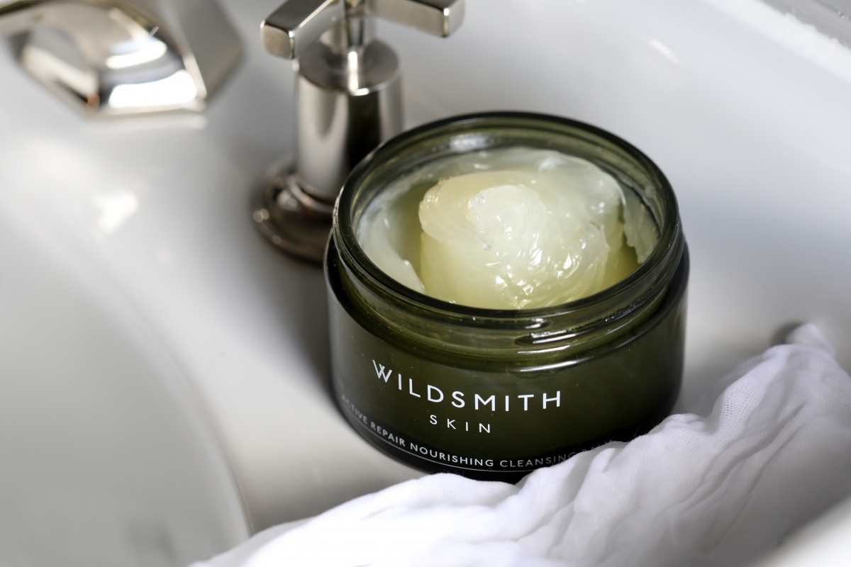 Wildsmith 肌活修復浸潤卸妝膏 100ml,NT$1,800/200ml NT$3,200