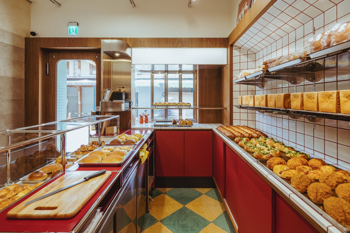 「蜷尾家パン」麵包屋開幕