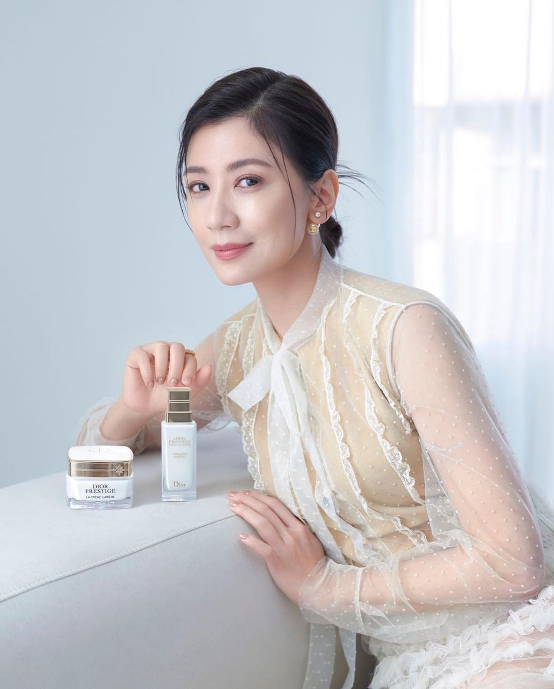 2023迪奧保養大使 賈靜雯 分享命定保養「#高訂淨白霜」