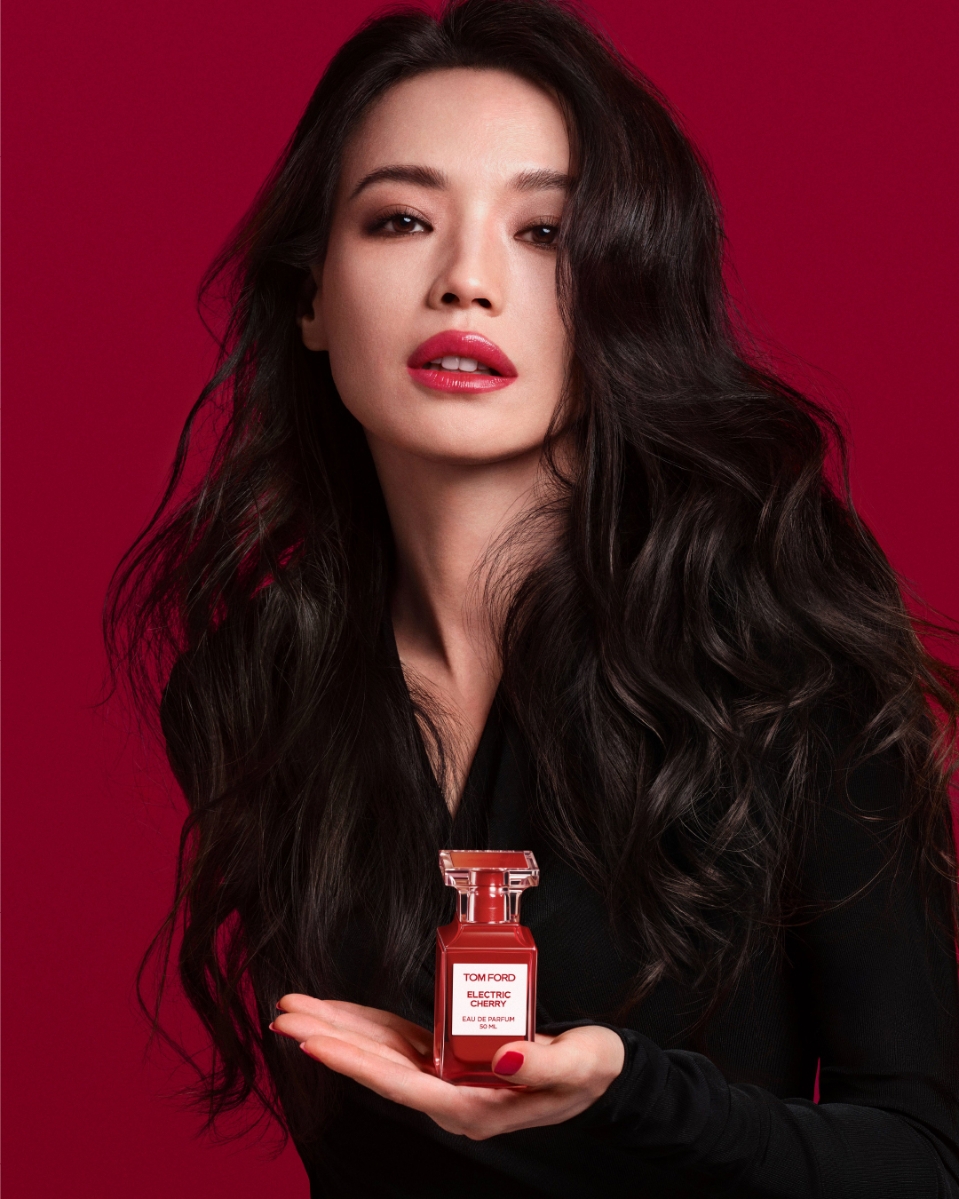 舒淇拍攝情慾櫻桃系列 ElectricCherry大片。