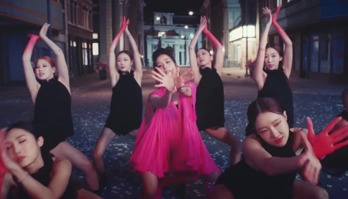 JISOO 〈꽃 FLOWER〉