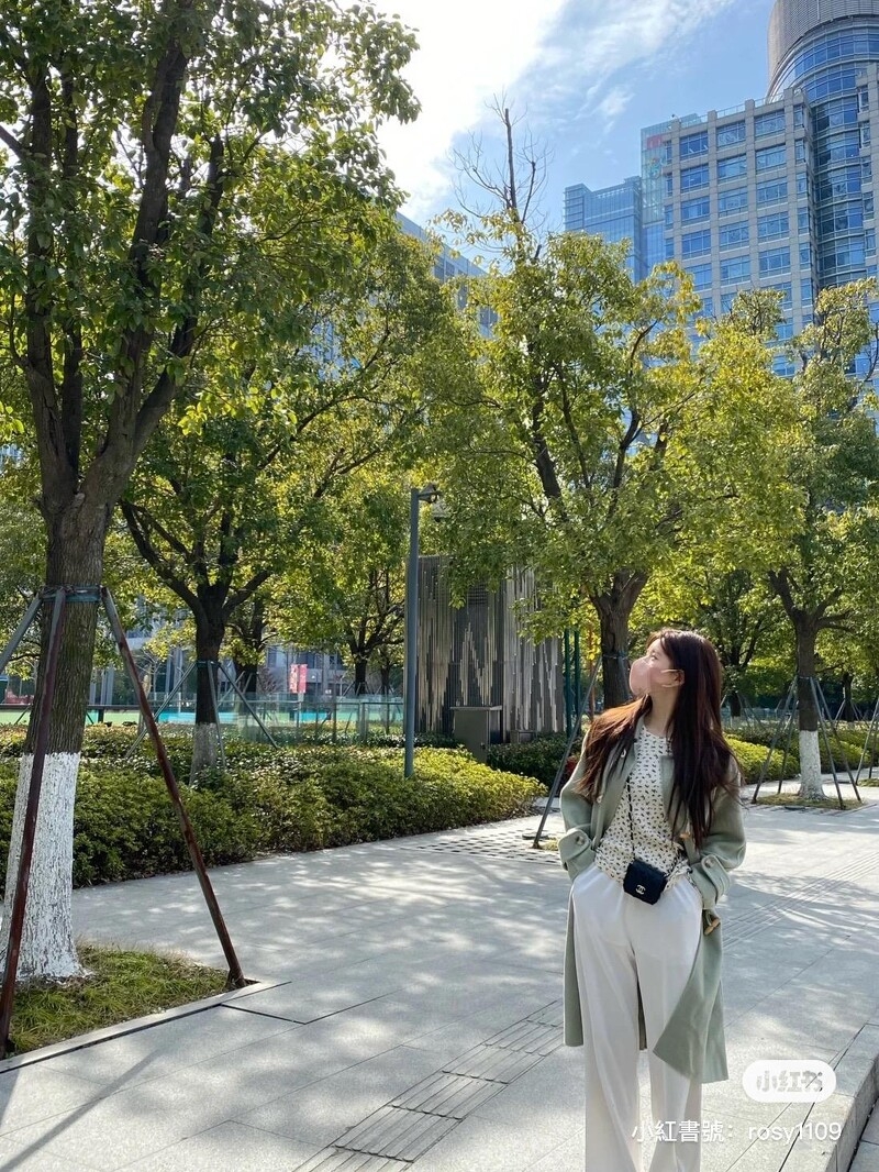 趙露思背的精品包款,很快就會掀起帶貨潮