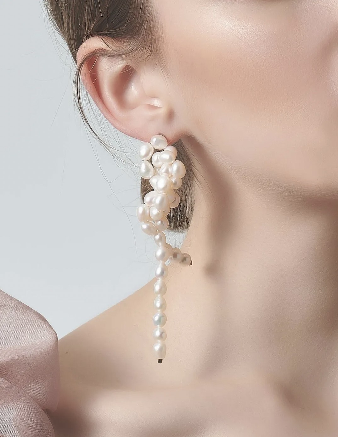 台灣新銳設計師品牌LESIS。