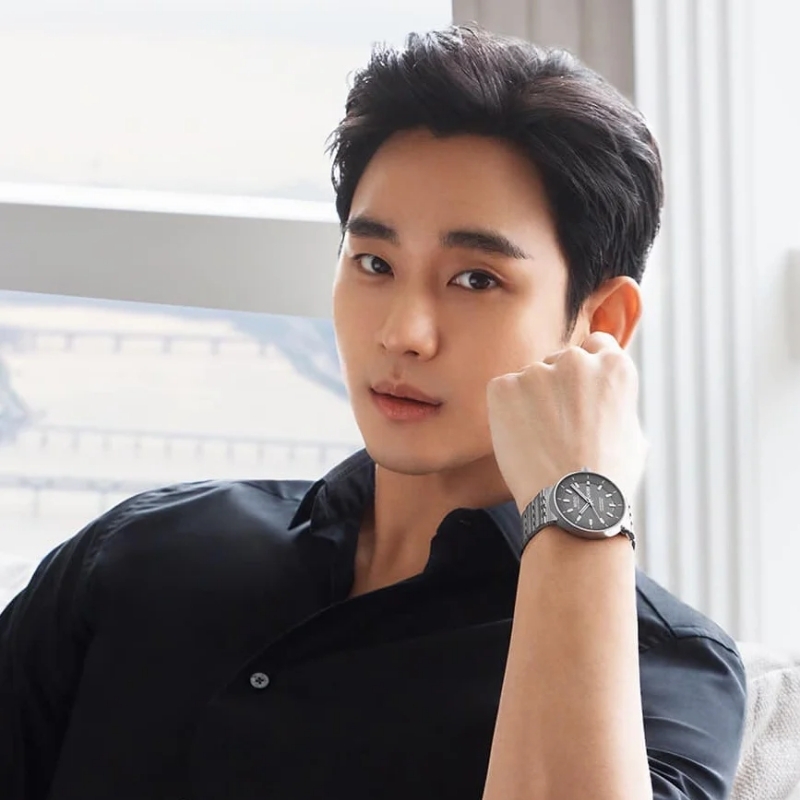 金秀賢飾演男主角「白賢宇」