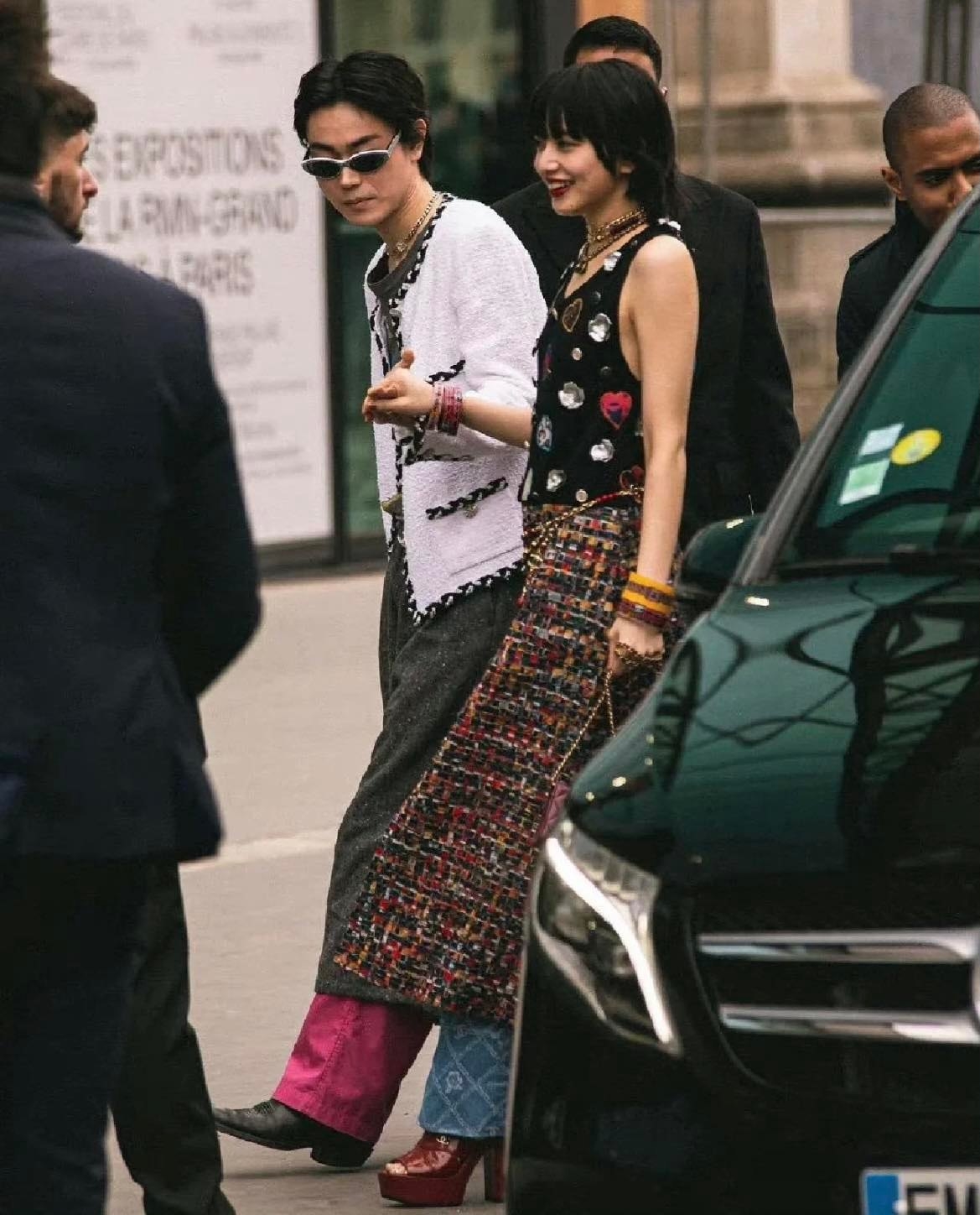 小松菜奈出席巴黎時裝週香奈兒大秀。