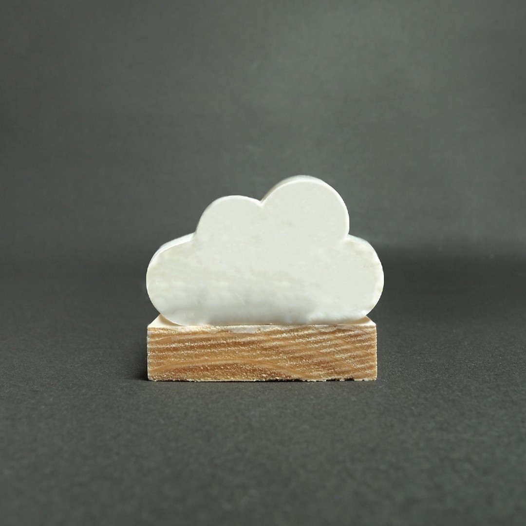 把魚板做成可愛的白雲形狀好像更好吃了?!