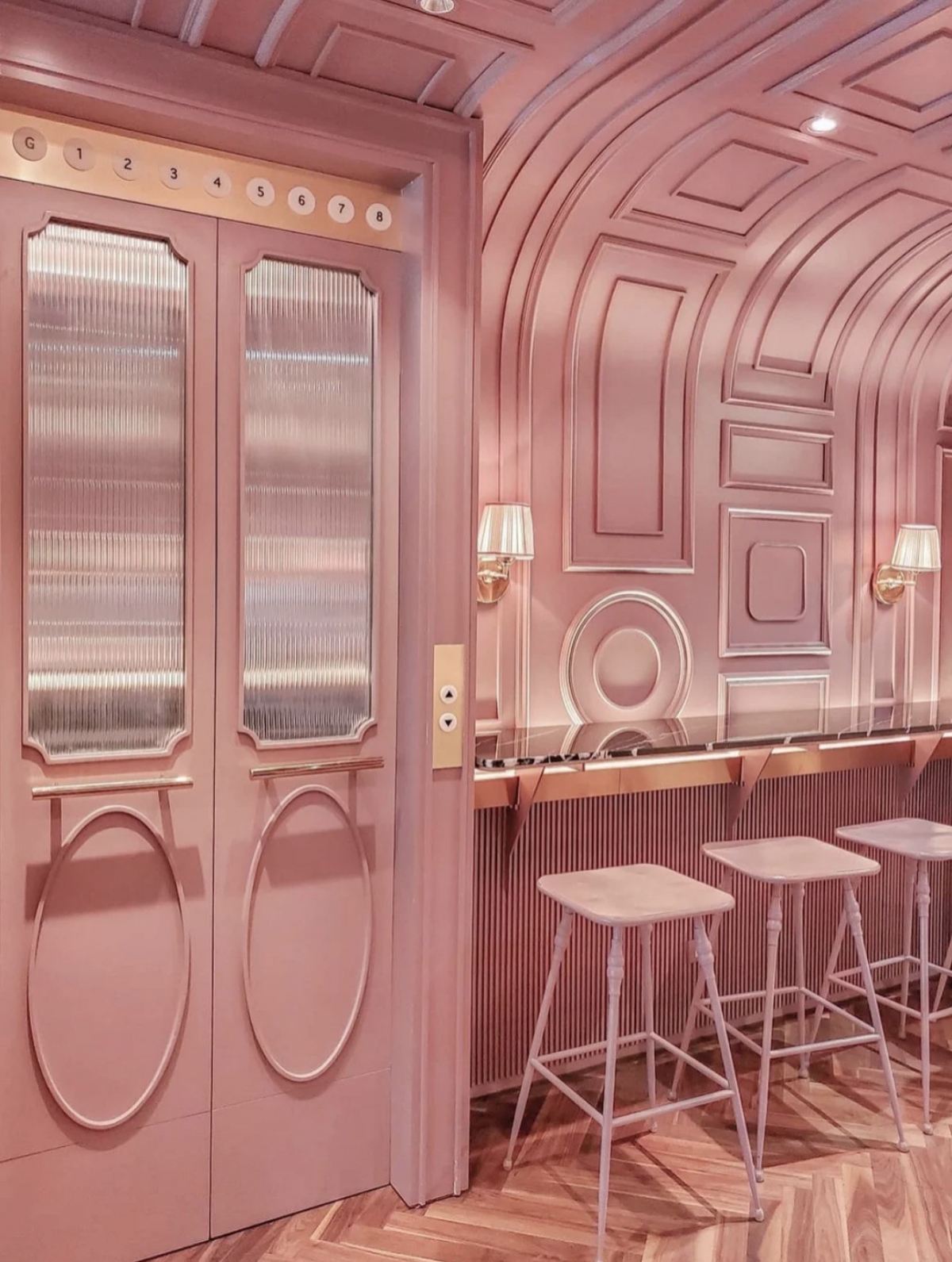 泰國粉紅咖啡廳「The Cassette Coffee Bar」