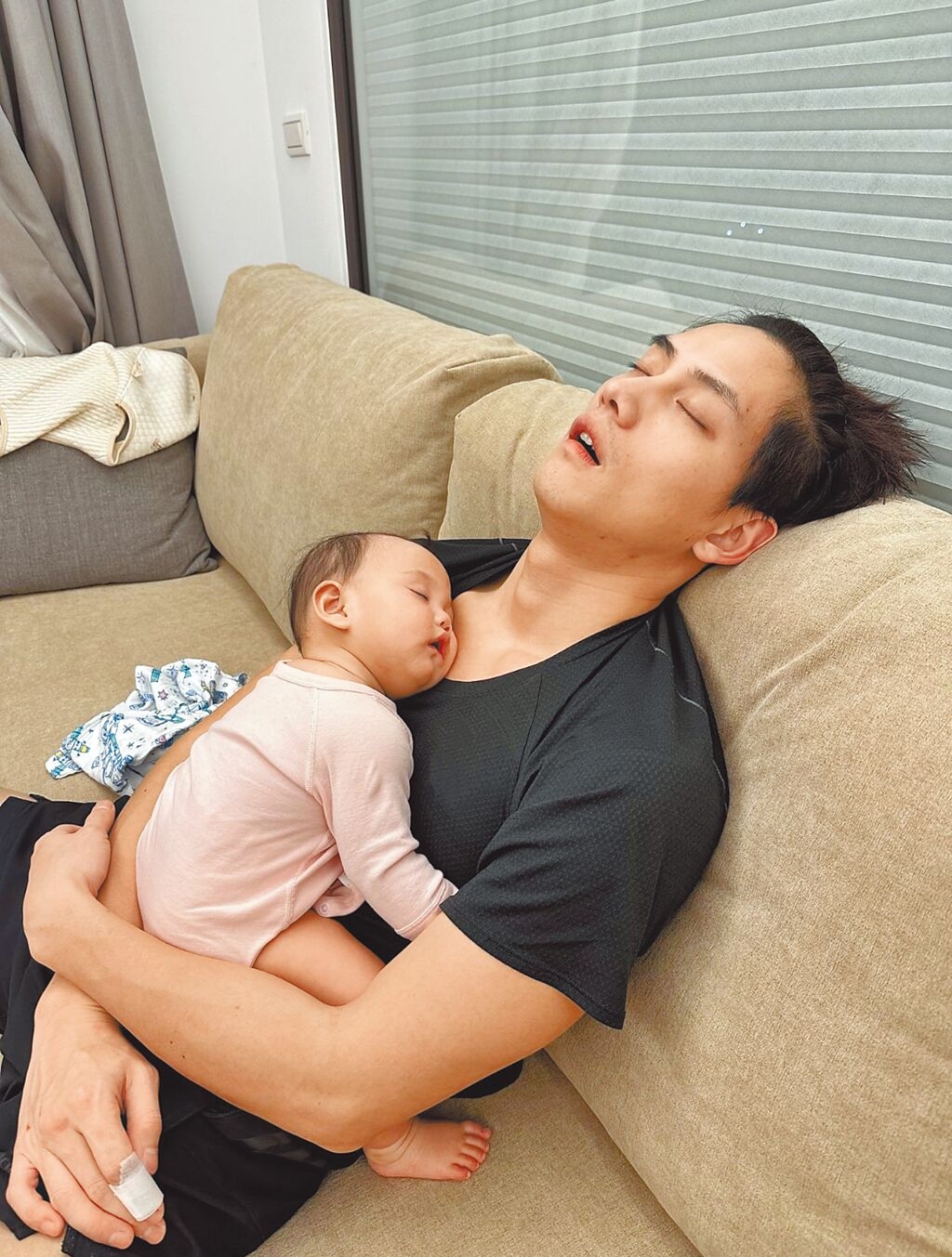 范少勳已漸漸對於父親這角色上手,也慢慢知道該怎麼當爸爸