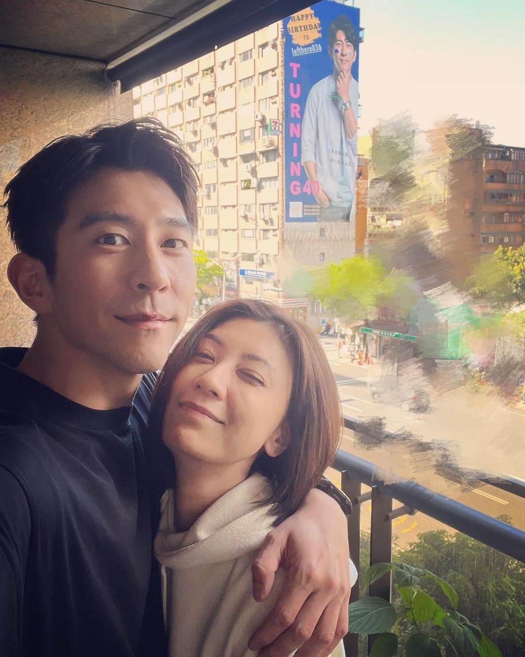 賈靜雯和老公修杰楷感情讓人稱羨