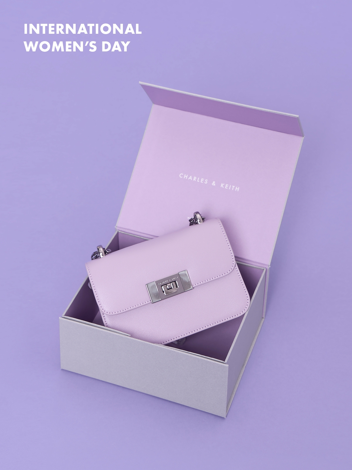 CHARLES & KEITH Alia 花之精靈鍊條包,NT$2,290