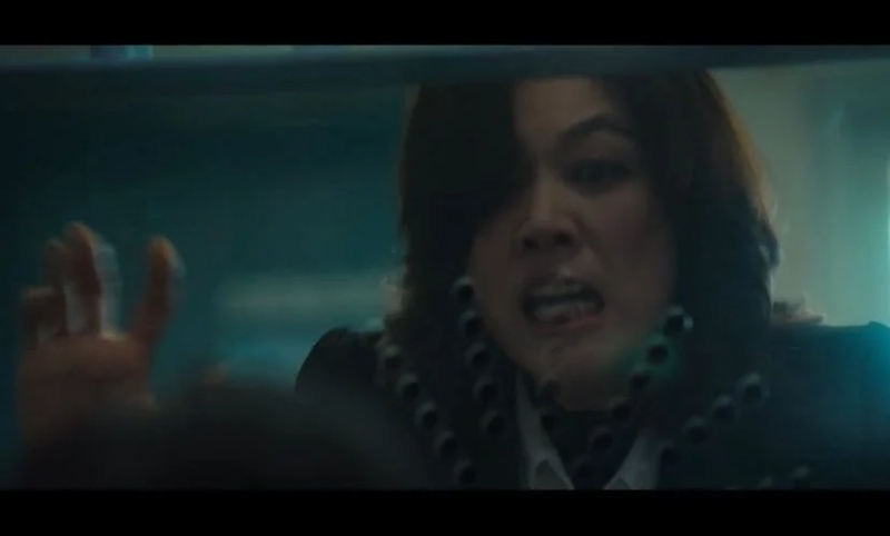 如炡媽媽得知殺人犯騷擾自己的寶貝兒子後忍不住爆發了