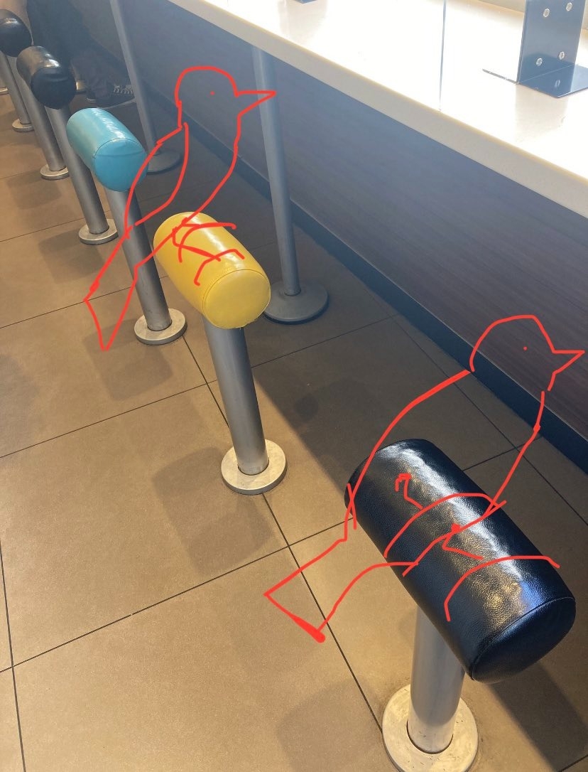 日本網友諷刺這種椅子是給鳥坐的