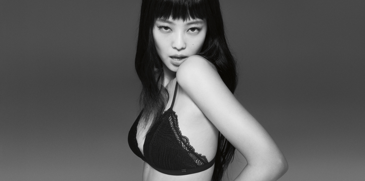 Calvin Klein 發佈品牌代言人 BLACKPINK Jennie 最新2023春夏系列形象廣告